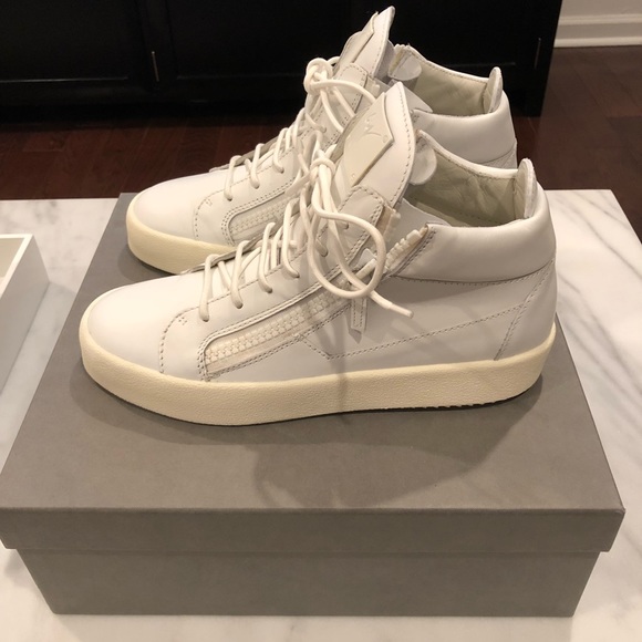 Giuseppe Zanotti Shoes - Giuseppe Zanotti white/ivory Sneaker size 41